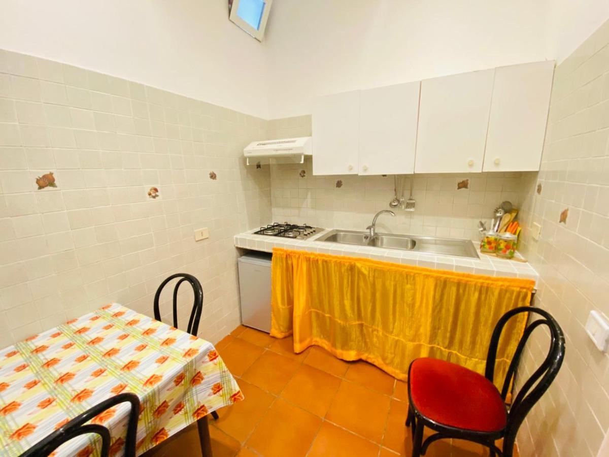 Casa Ninetta - Immobilevante ポンツァ エクステリア 写真